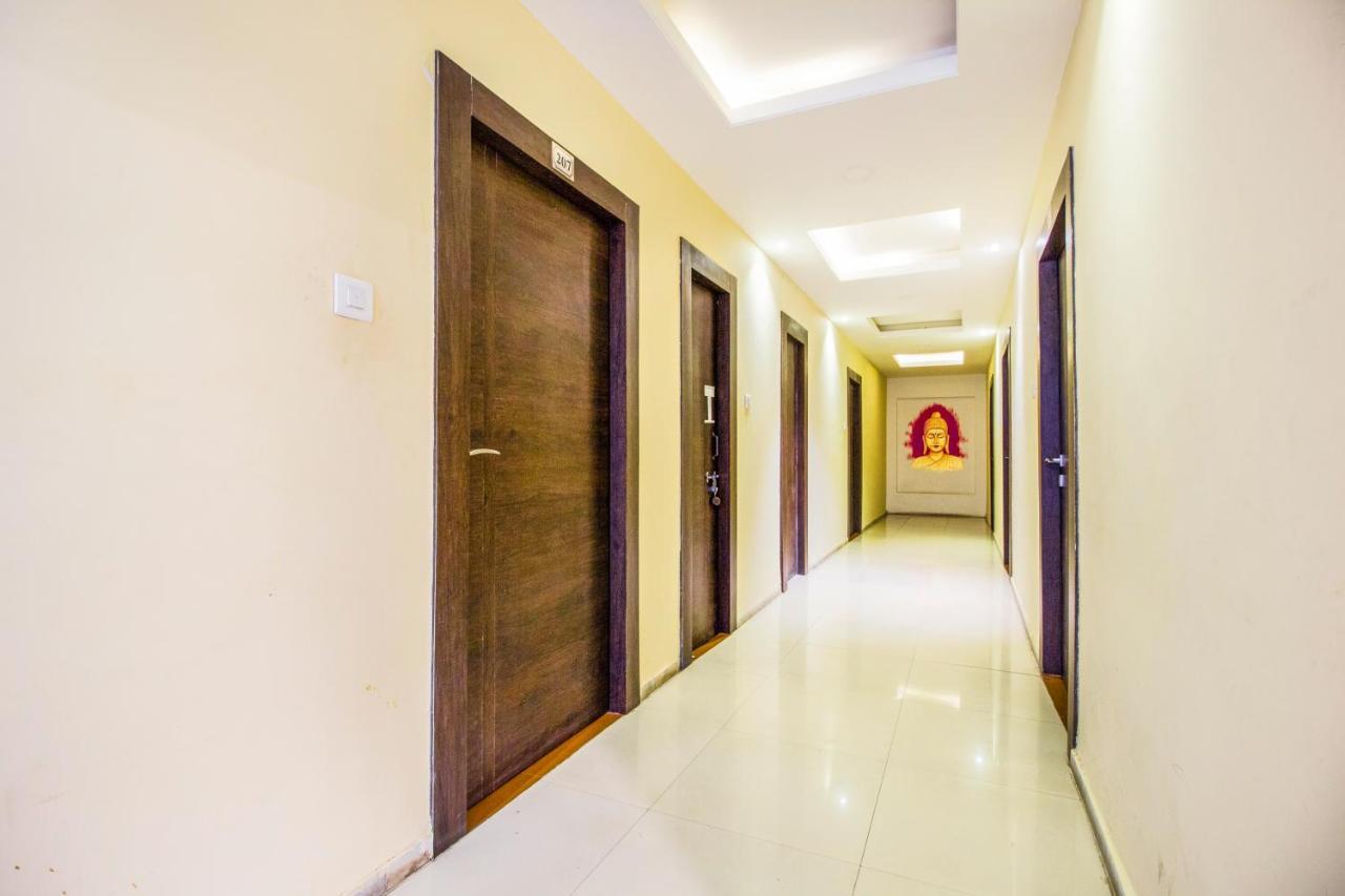 Fabhotel Damanis Ashok Nagar Udaipur Exterior photo